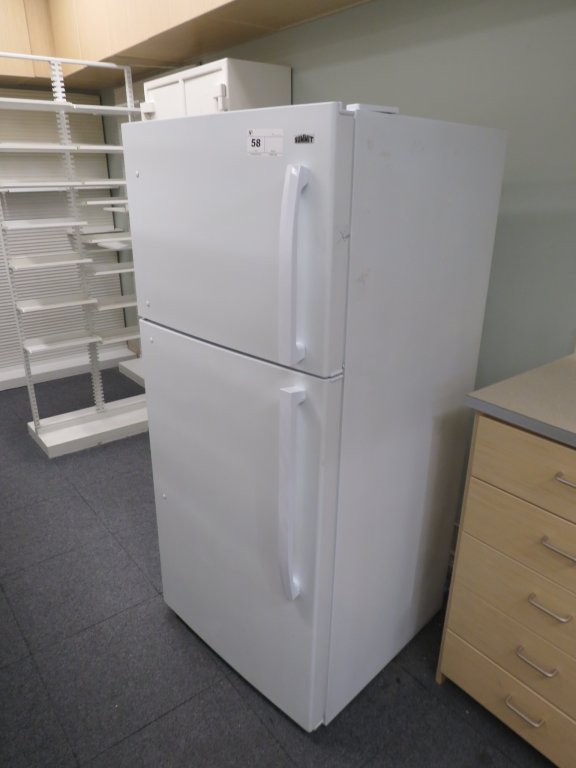 Lot 58 - SUMMIT REFRIGERATOR