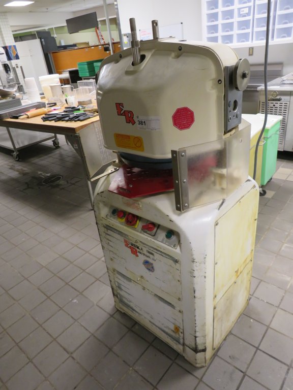 Lot 381 - ERIKA AUTOMATIC DIVIDER/ROUNDER