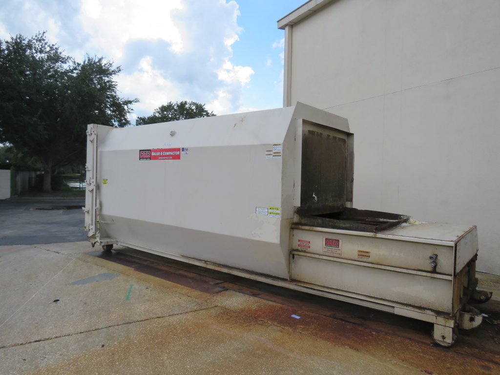 Lot 445 - PTR PT330 TRASH COMPACTOR 2016